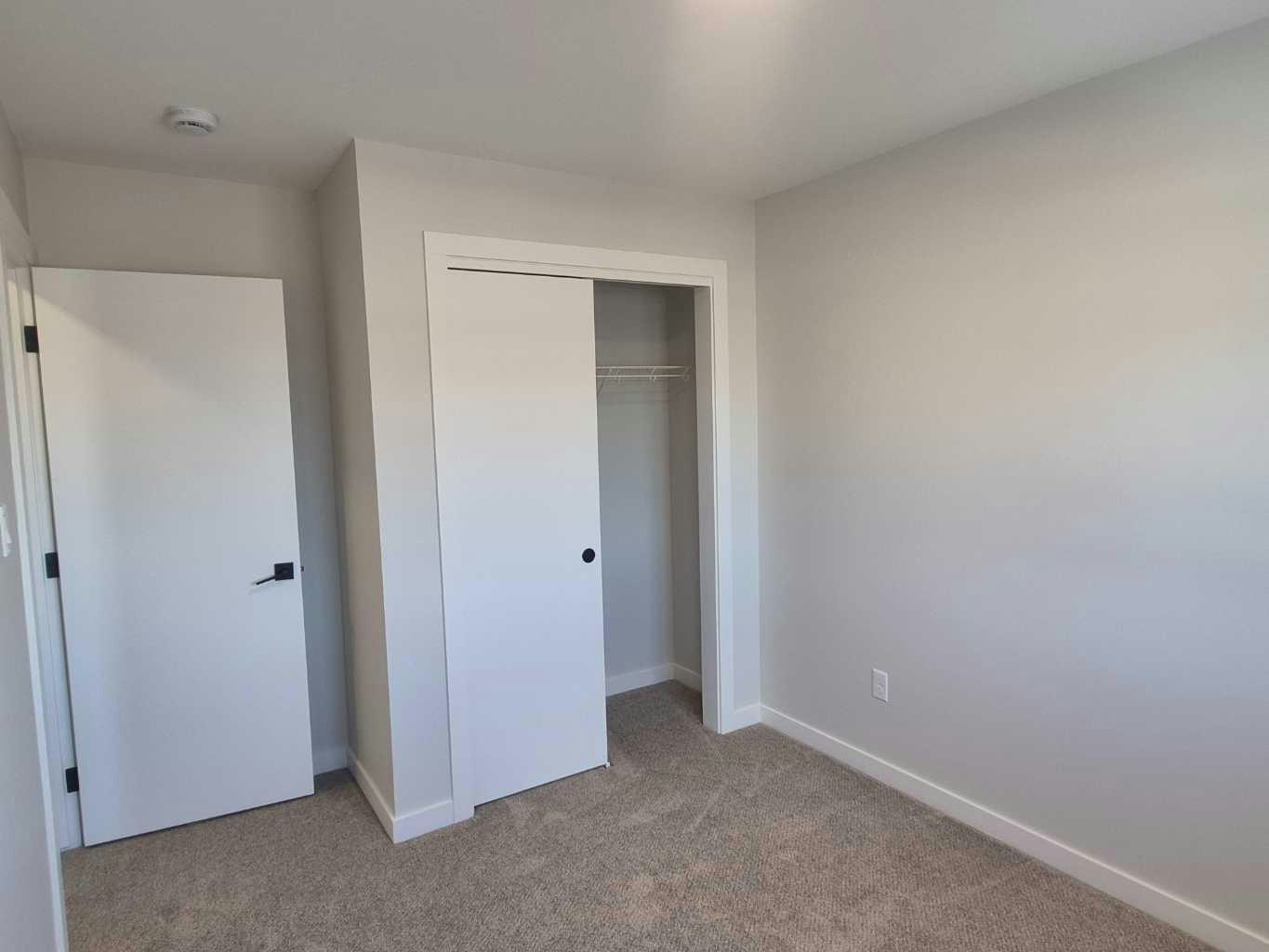 1-928 40 Avenue N, Lethbridge, AB, T1H 6J6 - 20