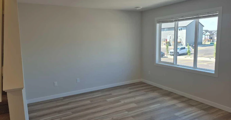 1-928 40 Avenue N, Lethbridge, AB, T1H 6J6 - 3