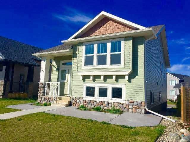 144 Mt Sundial Court W, Lethbridge, AB, T1J 5C3