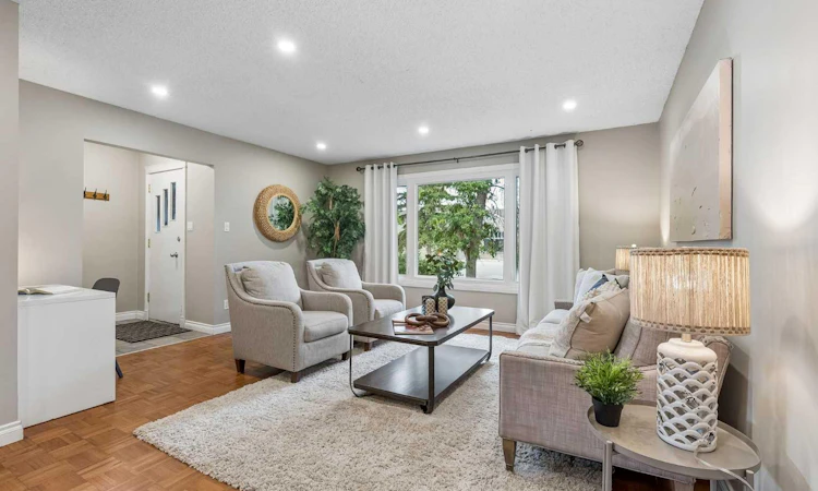 35 Dovercliffe Way SE