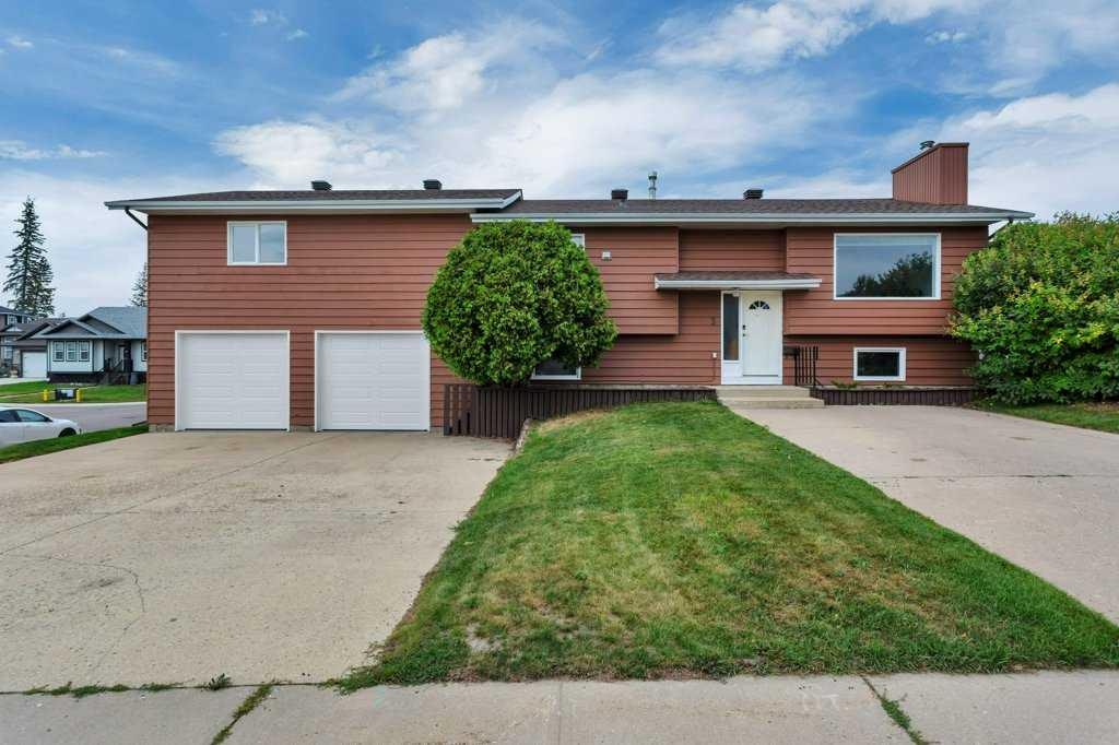 3 Goodacre Close, Red Deer, AB, T4P 3A3