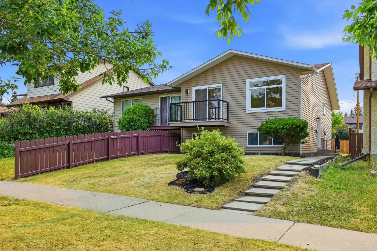 1387 Berkley Drive NW, Calgary, AB, T3K 1T5