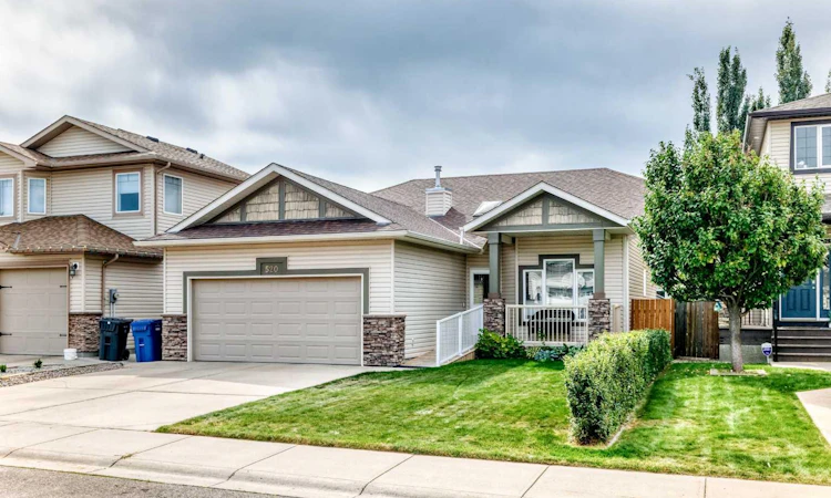 520 Couleesprings Crescent