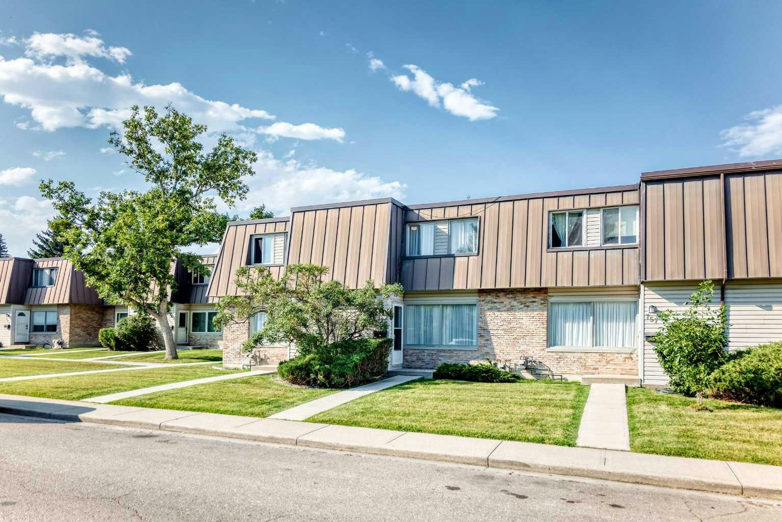 755 Kingsmere Crescent SW, Calgary, AB, T2V 2H9