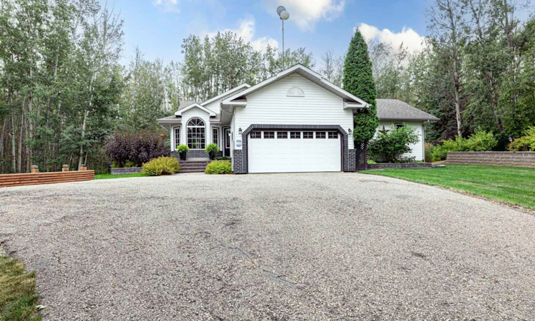 87-39200 Range Road 282