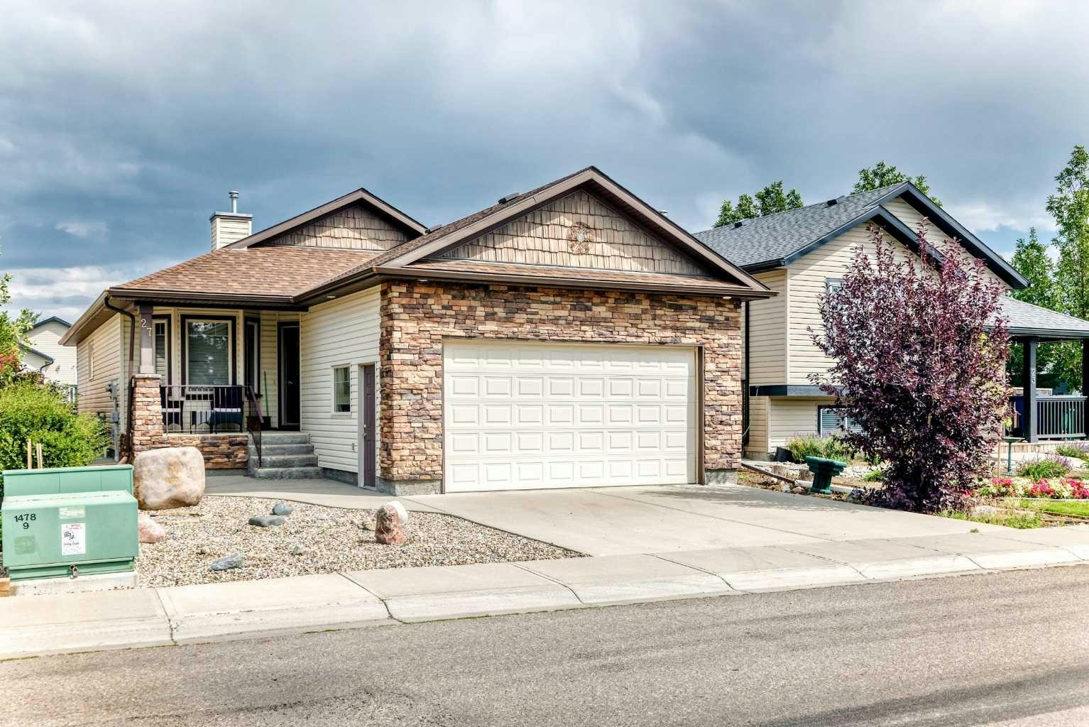 27 Jessie Robinson Close N, Lethbridge, AB, T1H 6Y4