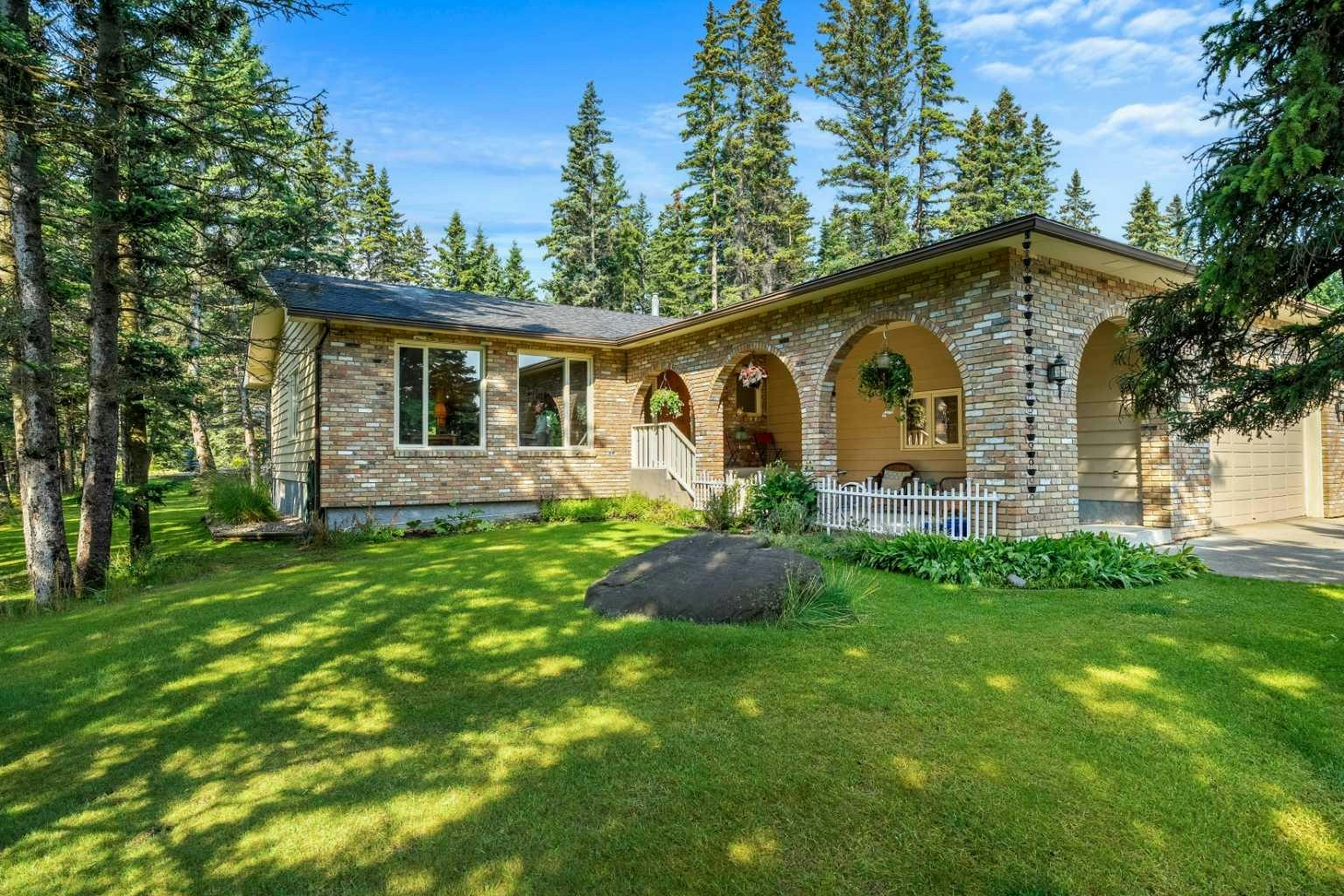 63 Wolf Drive, Rural Rocky View County, AB, T3Z 1A3