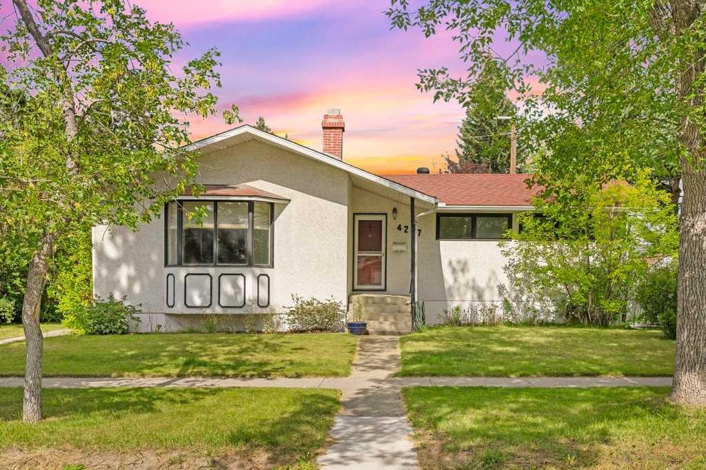 4207 Brisebois Drive NW, Calgary, AB, T2L 2G1