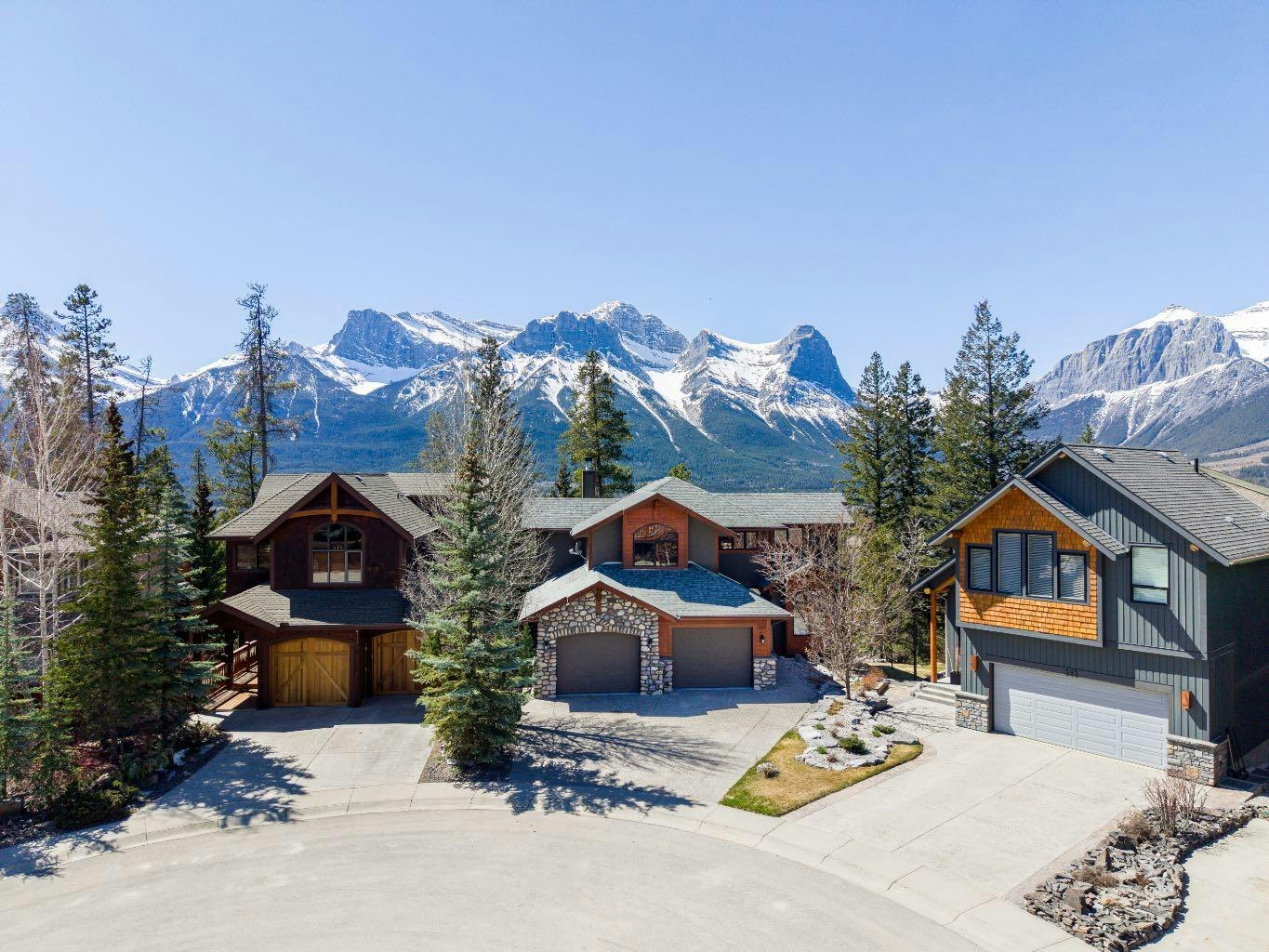 389 Eagle Heights, Canmore, AB, T1W 3C9