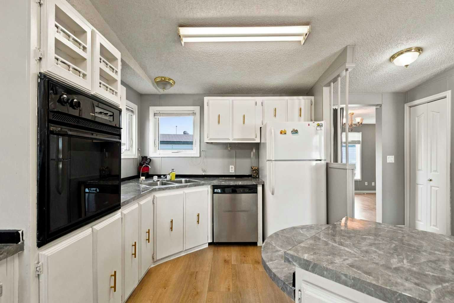 245 Card Court, Fort Mcmurray, AB, T9K 2J1 - 13