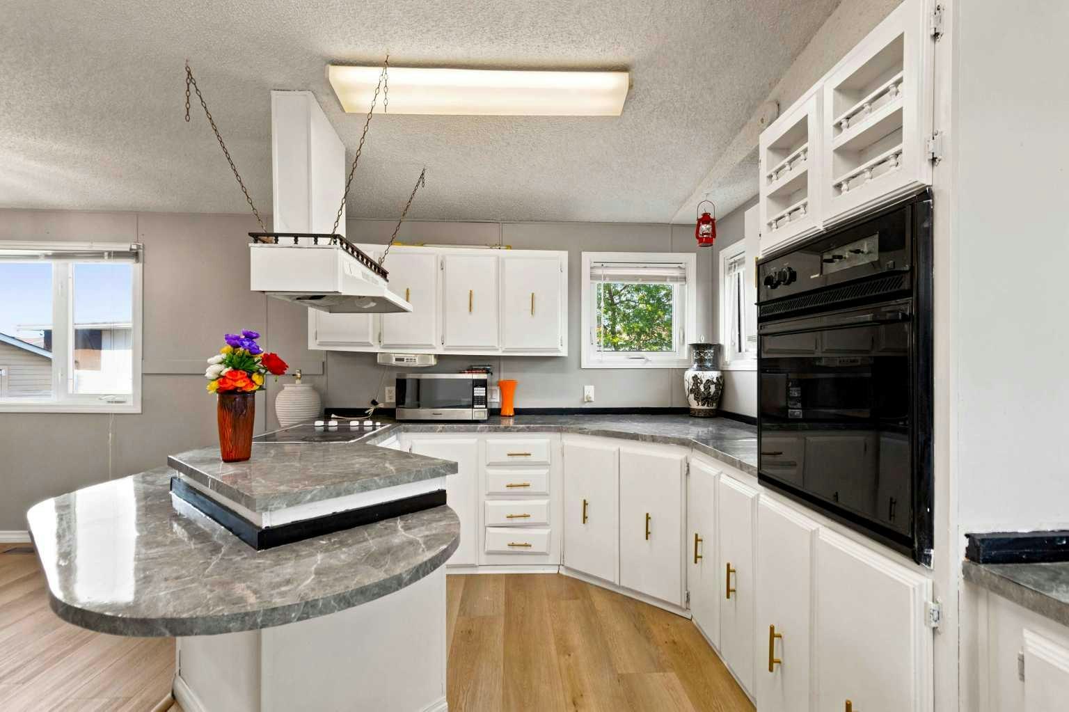 245 Card Court, Fort Mcmurray, AB, T9K 2J1 - 12