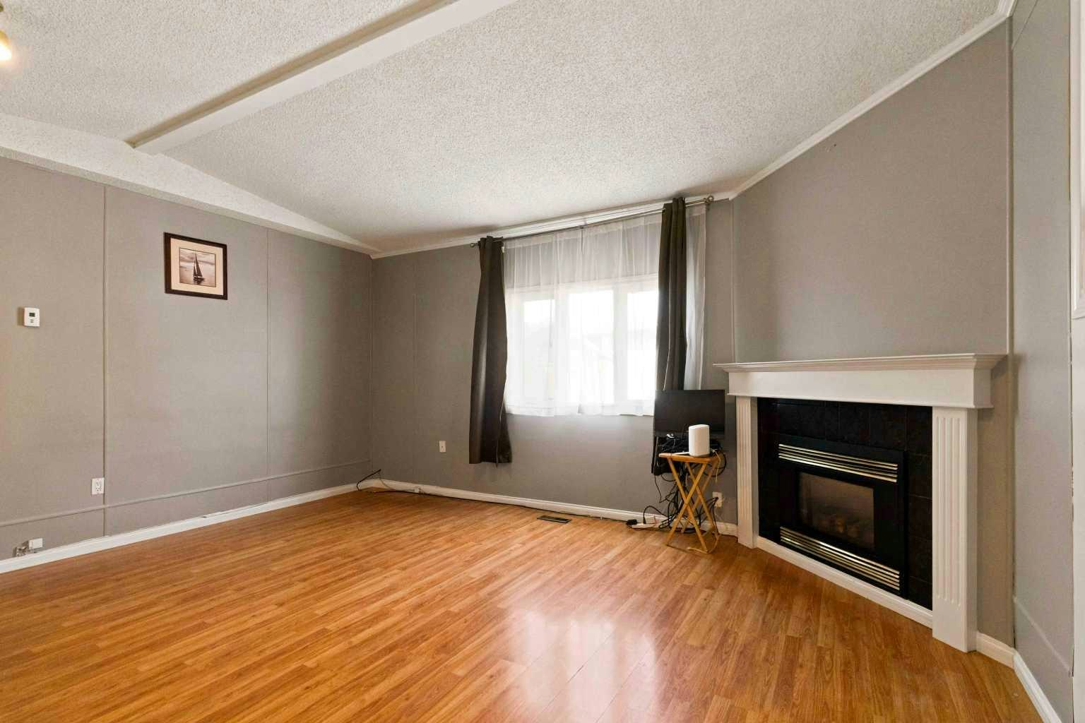 245 Card Court, Fort Mcmurray, AB, T9K 2J1 - 16