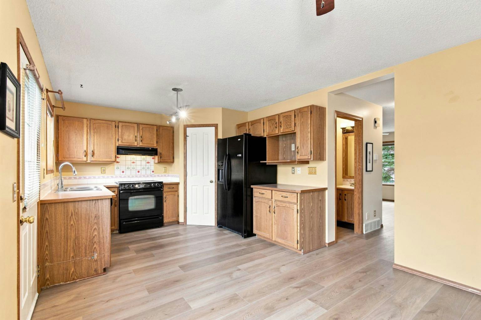 219 Coral Springs Circle NE, Calgary, AB, T3J 3P7