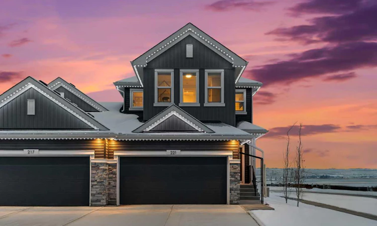 221 Southbow Drive