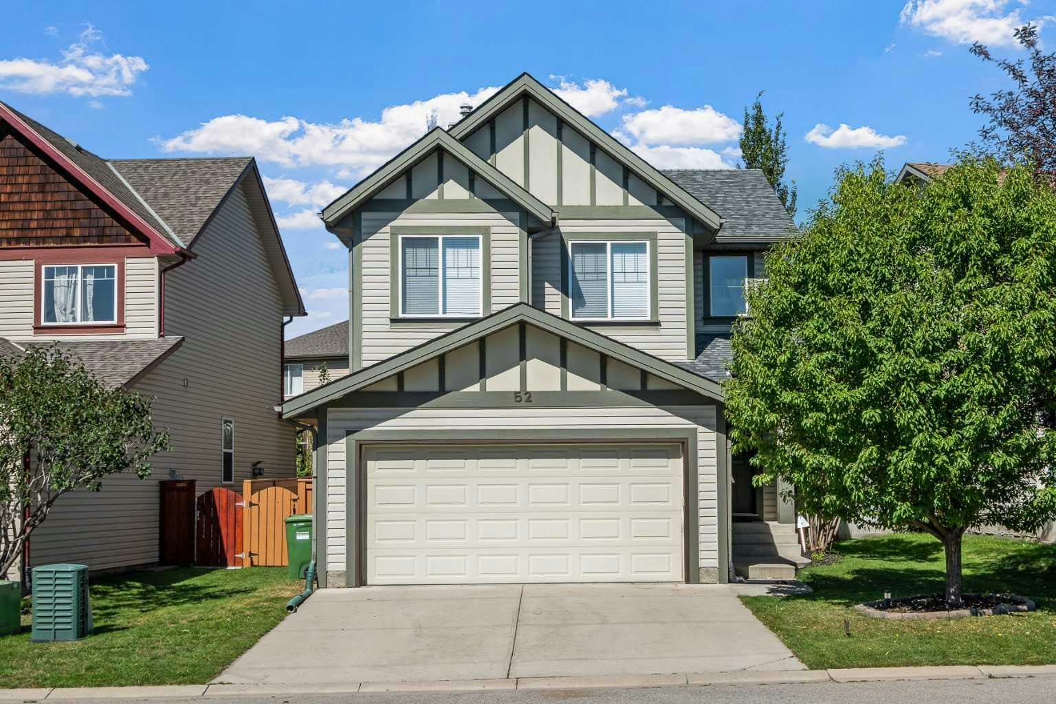 52 Copperfield Close SE, Calgary, AB, T2Z 4L2