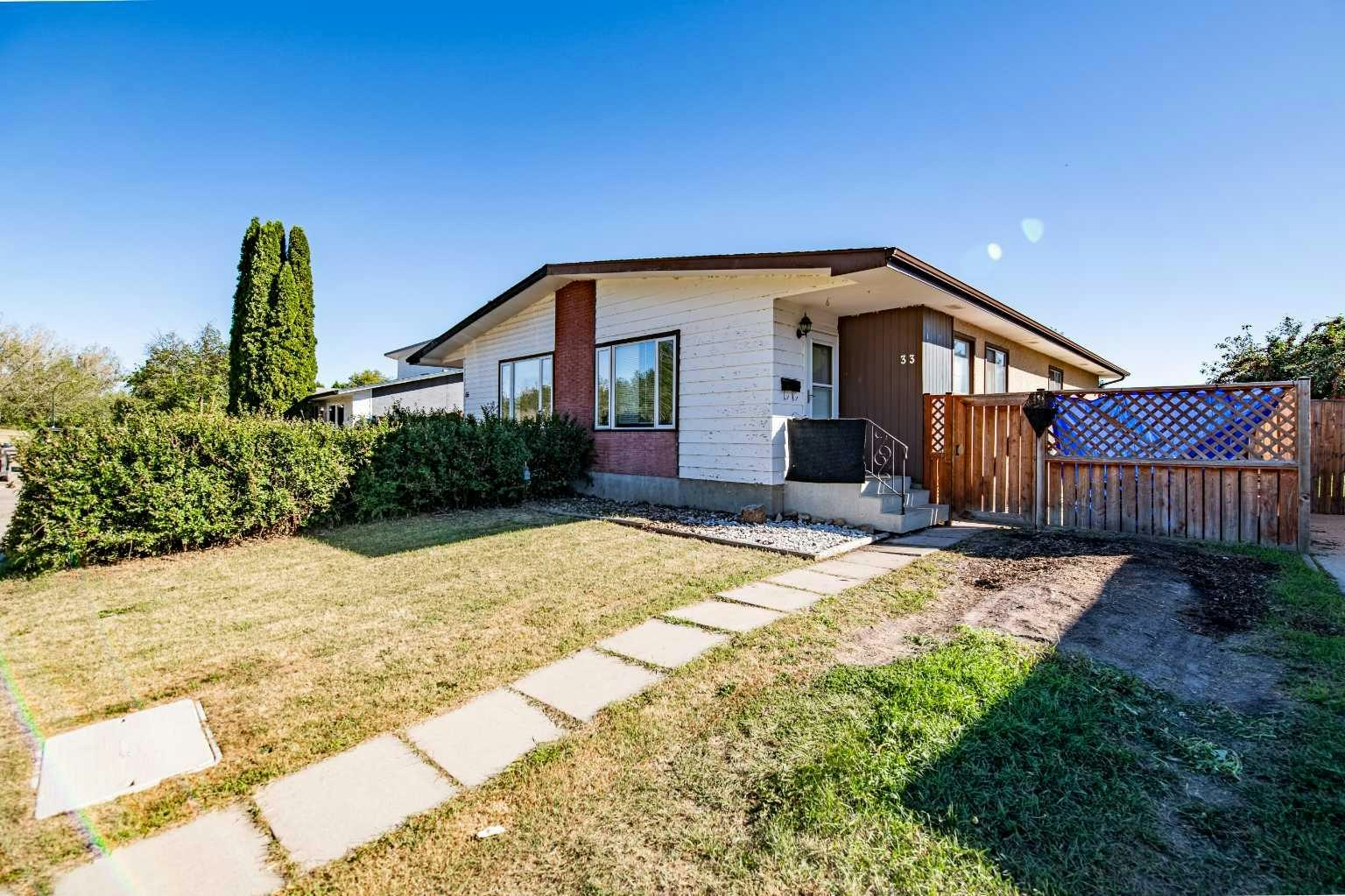 33 Overdown Drive, Red Deer, AB, T4N 5C9