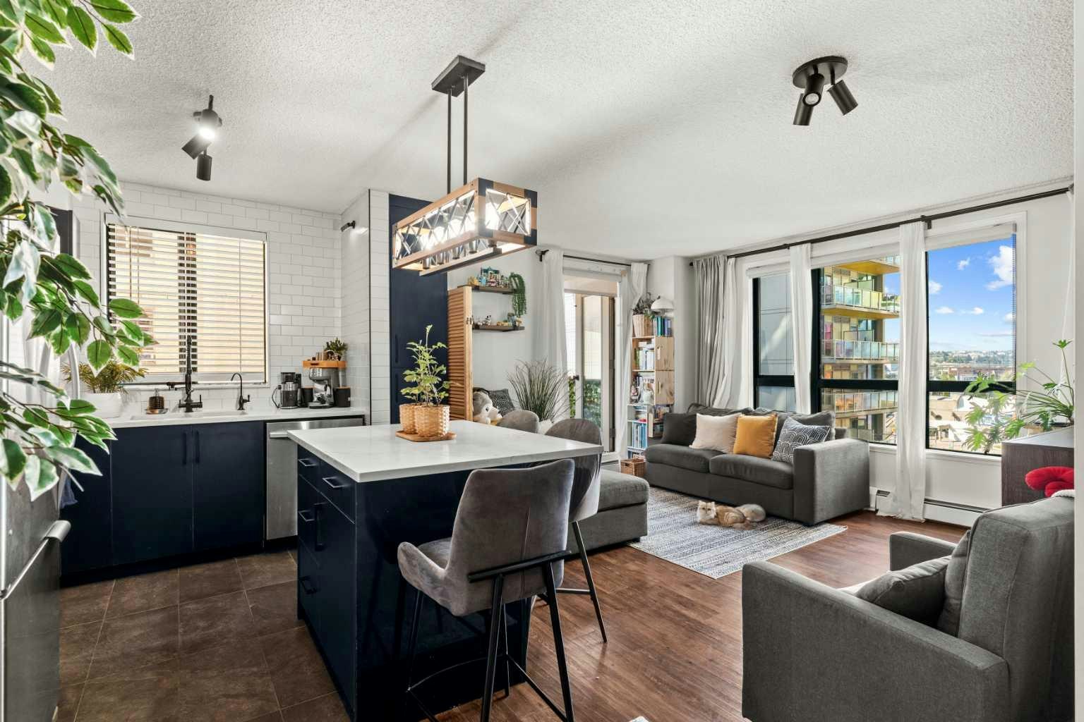 717-1111 6 Avenue SW, Calgary, AB, T2P 5M5