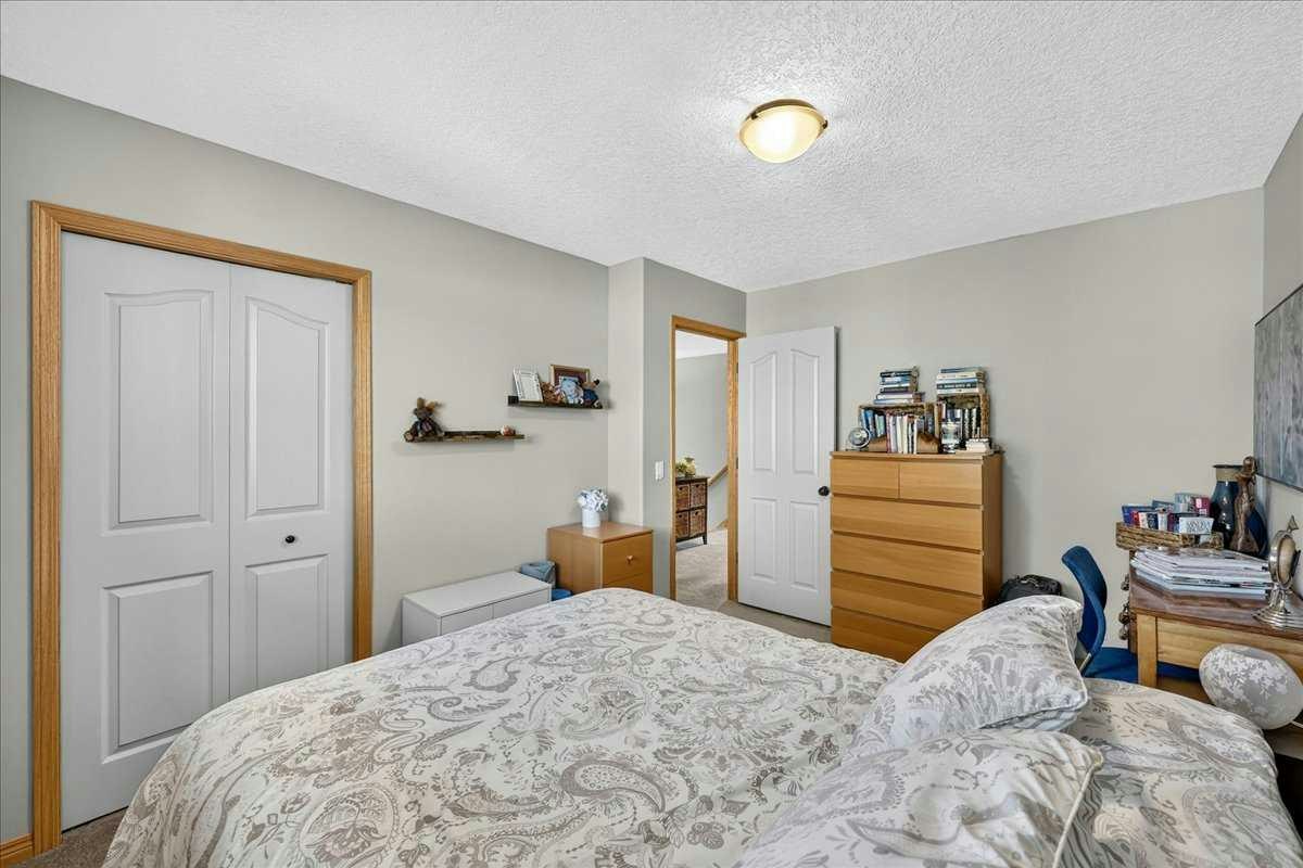 1418 Kings Heights Boulevard SE, Airdrie, AB, T4A 0A1 - 32