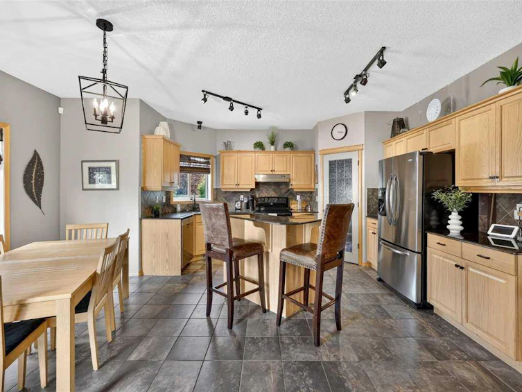 1418 Kings Heights Boulevard SE, Airdrie, AB, T4A 0A1 - 15