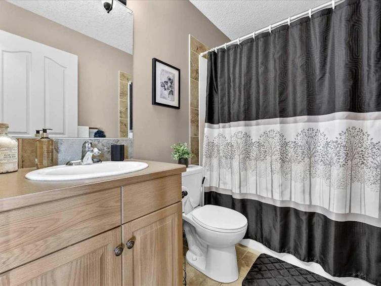 1418 Kings Heights Boulevard SE, Airdrie, AB, T4A 0A1 - 33