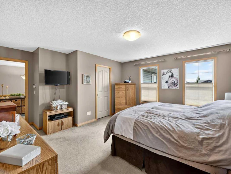 1418 Kings Heights Boulevard SE, Airdrie, AB, T4A 0A1 - 28