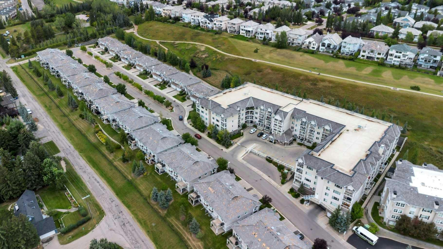 315-500 Rocky Vista Gardens NW, Calgary, AB, T3G 0C3