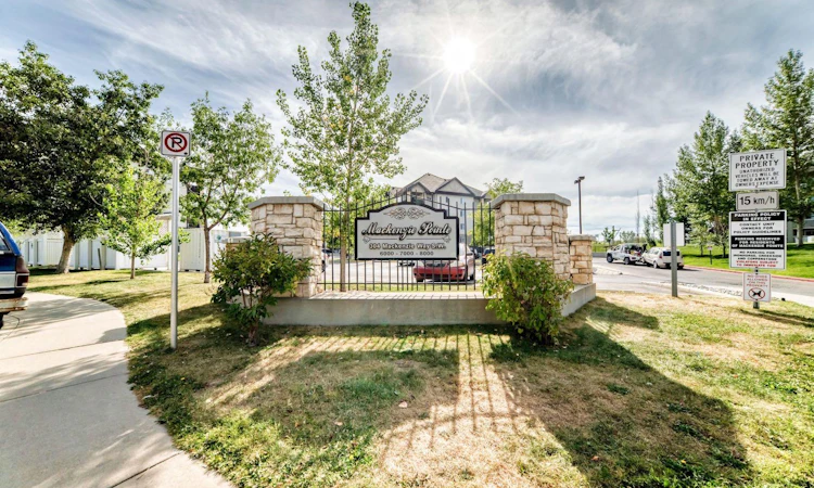 8101-304 Mackenzie Way SW