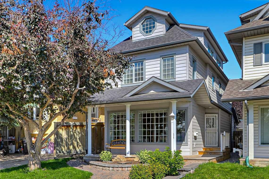 532 54 Avenue SW, Calgary, AB, T2V 0C7