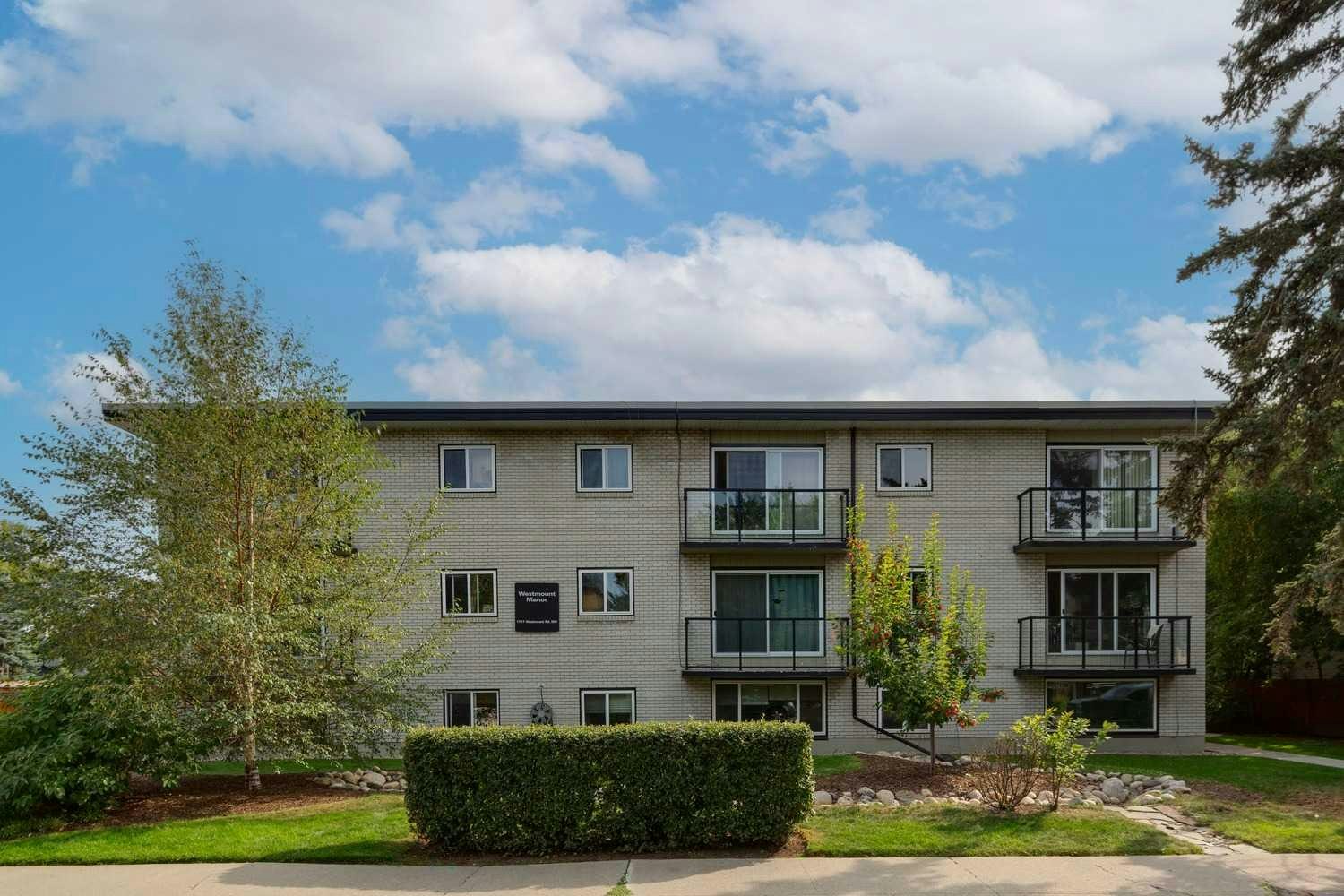 14-1717 Westmount Road NW, Calgary, AB, T2N 3M4