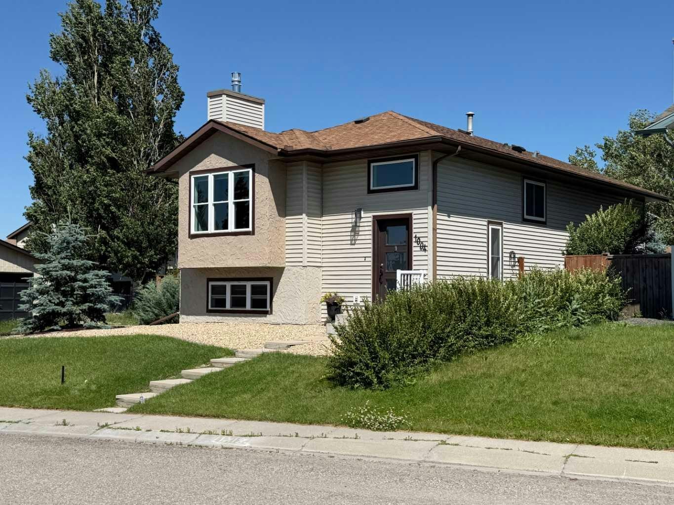 1004 13 Street SE, High River, AB, T1V 1L4