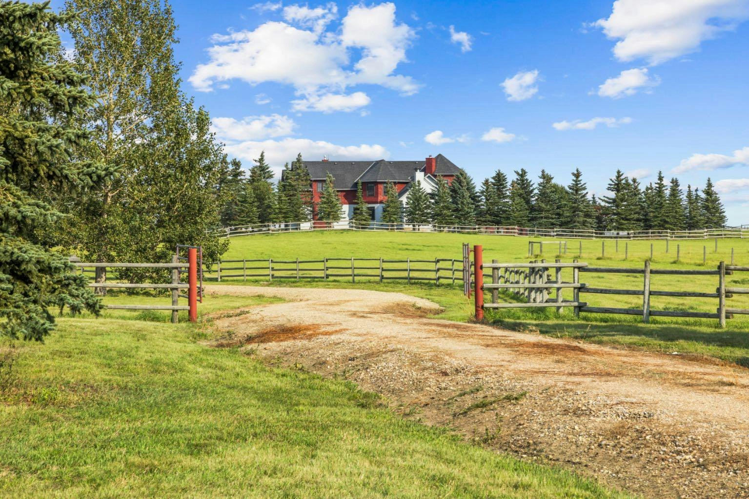 280195 Township Road 264, Rural Rocky View County, AB, T4A 3E1