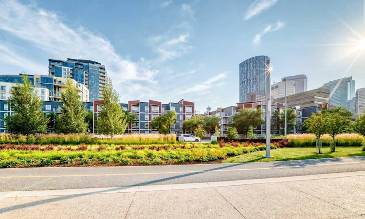 109-333 Riverfront Avenue SE