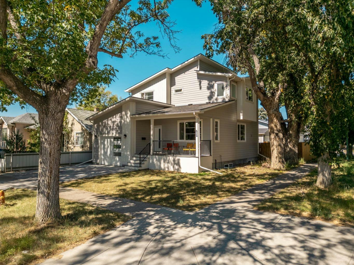 624 19 Street N, Lethbridge, AB, T1H 3K9
