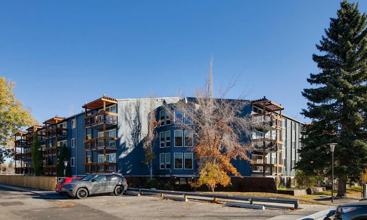 131-820 89 Avenue SW