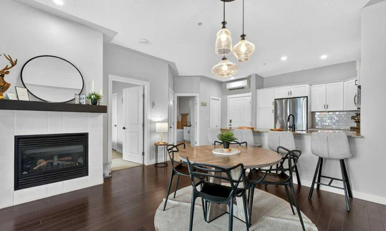411-35 Inglewood Park SE