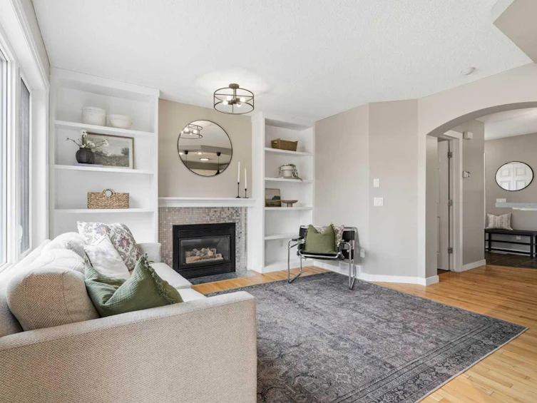 321 Douglas Ridge Circle SE, Calgary, AB, T2Z 3H5 - 9