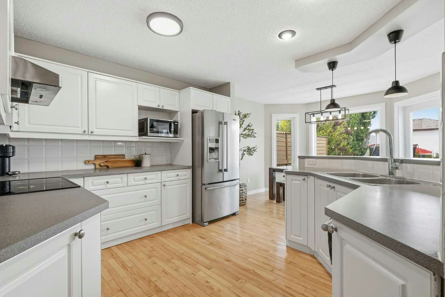 321 Douglas Ridge Circle SE, Calgary, AB, T2Z 3H5 - 14