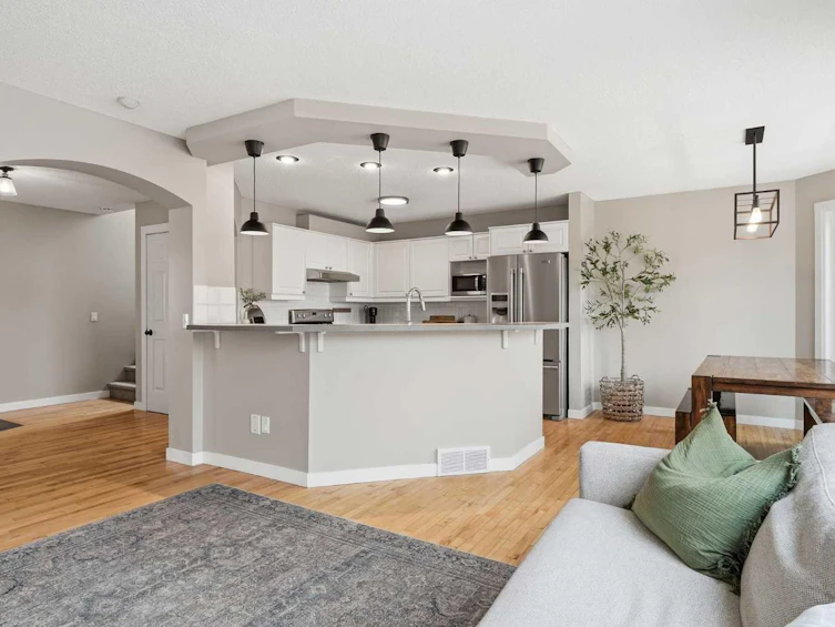 321 Douglas Ridge Circle SE, Calgary, AB, T2Z 3H5 - 11