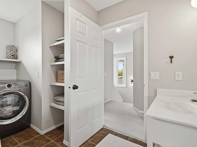 321 Douglas Ridge Circle SE, Calgary, AB, T2Z 3H5 - 30