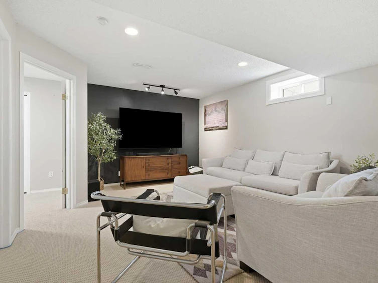 321 Douglas Ridge Circle SE, Calgary, AB, T2Z 3H5 - 32