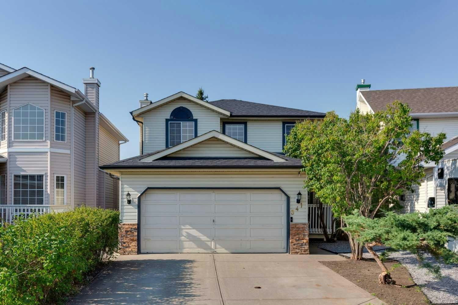 341 Coral Keys Villas NE, Calgary, AB, T3J 3L8