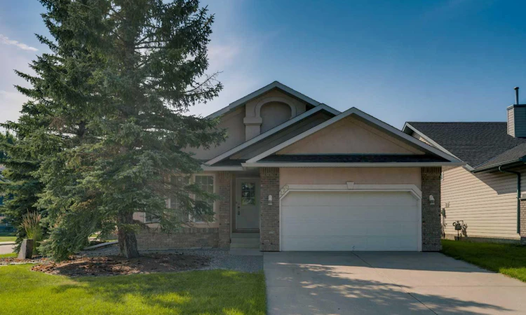 220 Cimarron Court
