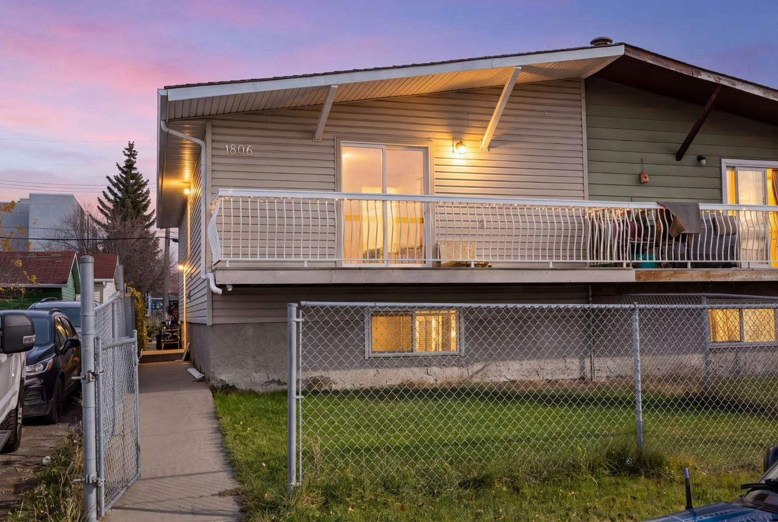 1806 34 Street SE, Calgary, AB, T2B 0W4