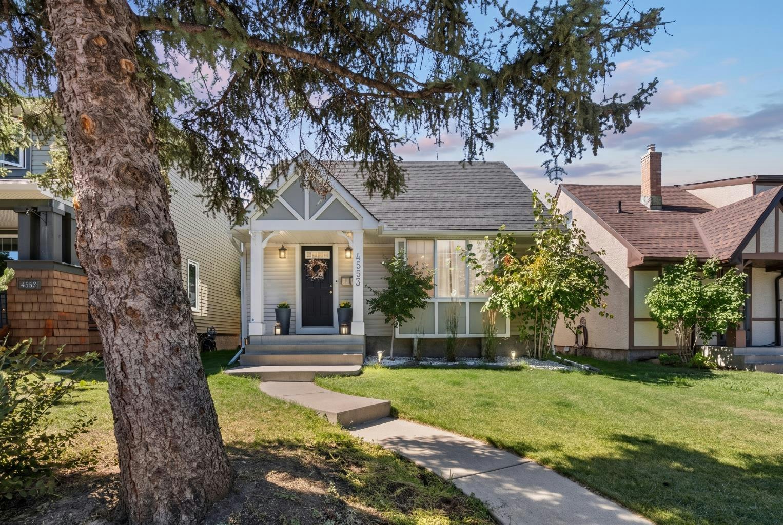 4553 Passchendaele Road SW, Calgary, AB, T2T 6C9