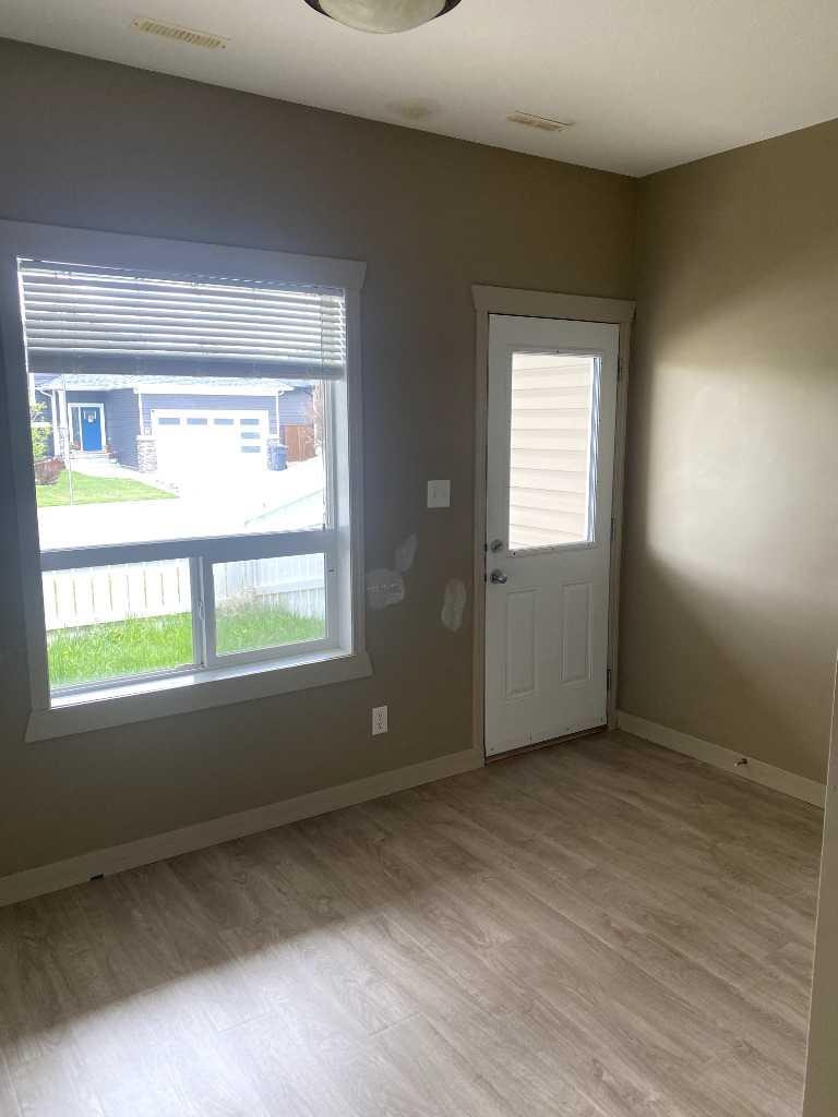 2-3918 Sundance Road, Coalhurst, AB, T0L 0V2 - 4