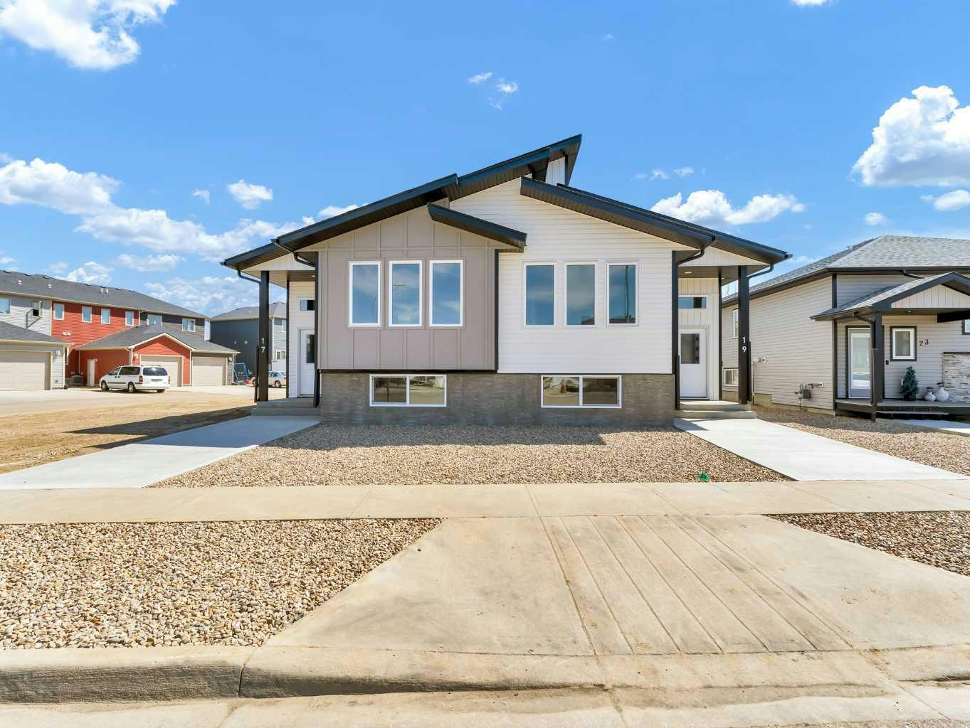19 Somerside Gate SE, Medicine Hat, AB, T1B 0M1