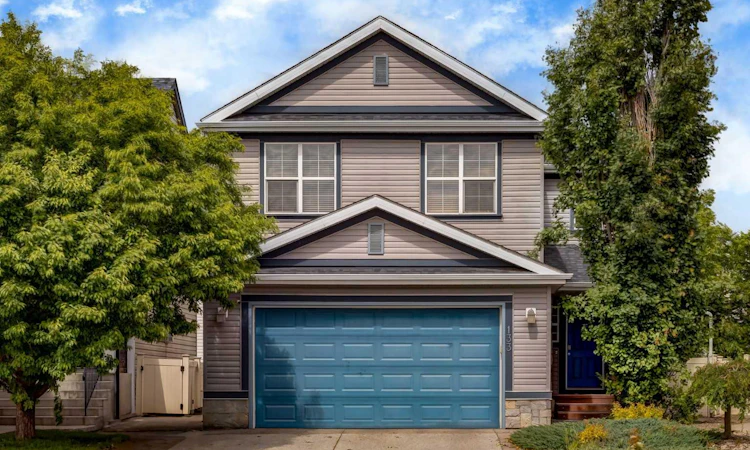 133 Copperleaf Bay SE