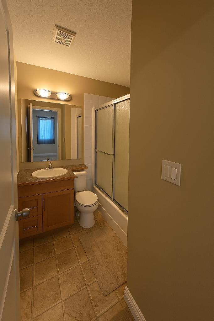 11338 82 Avenue, Grande Prairie, AB, T8W 0A7 - 5
