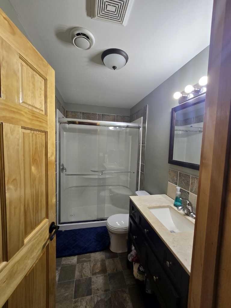 11338 82 Avenue, Grande Prairie, AB, T8W 0A7 - 11