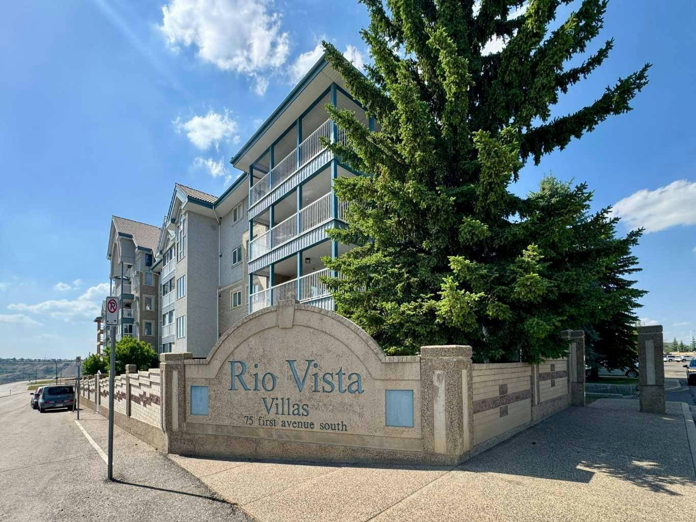 208-75 1 Avenue S, Lethbridge, AB, T1J 4R2